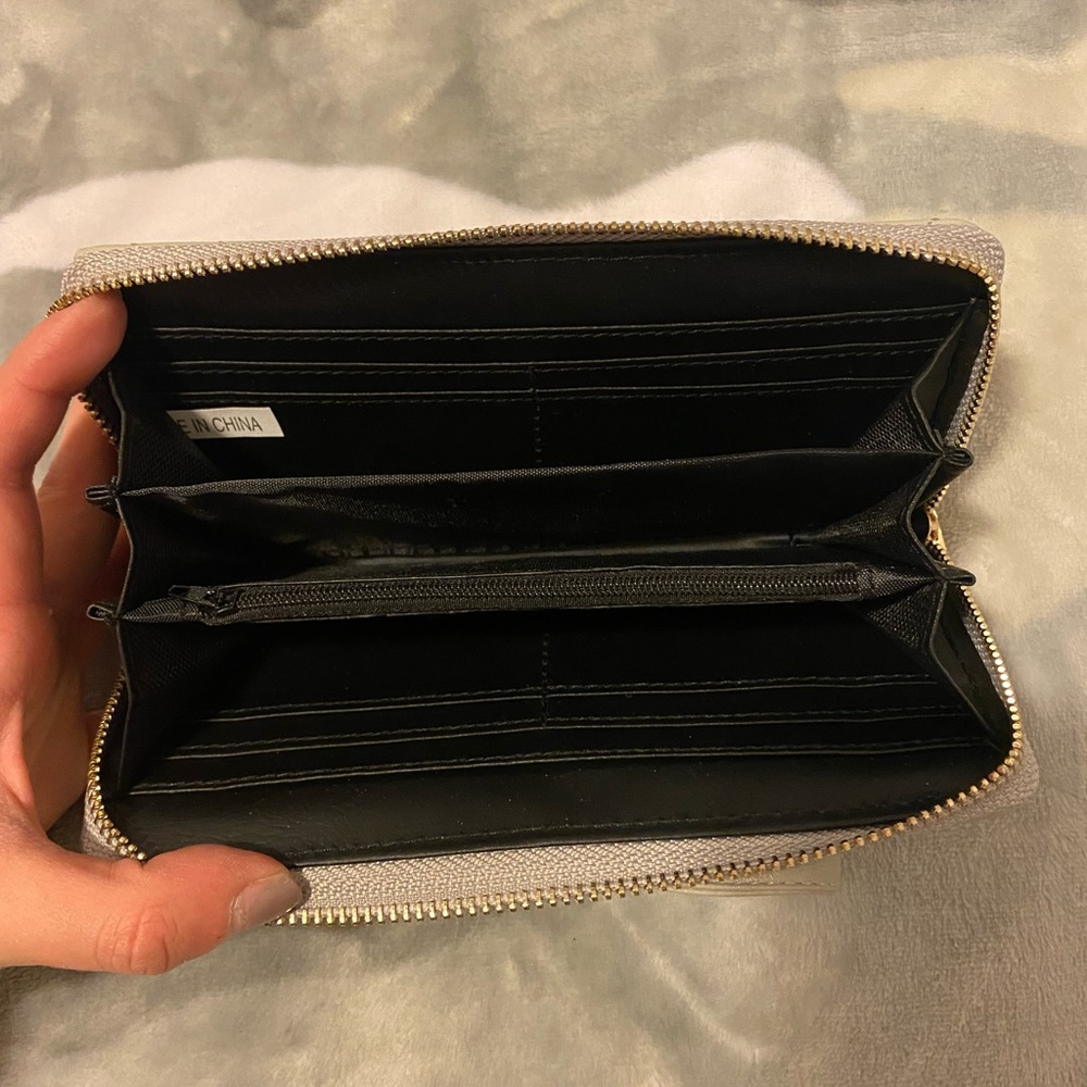 Wallet - Picture 2 of 2